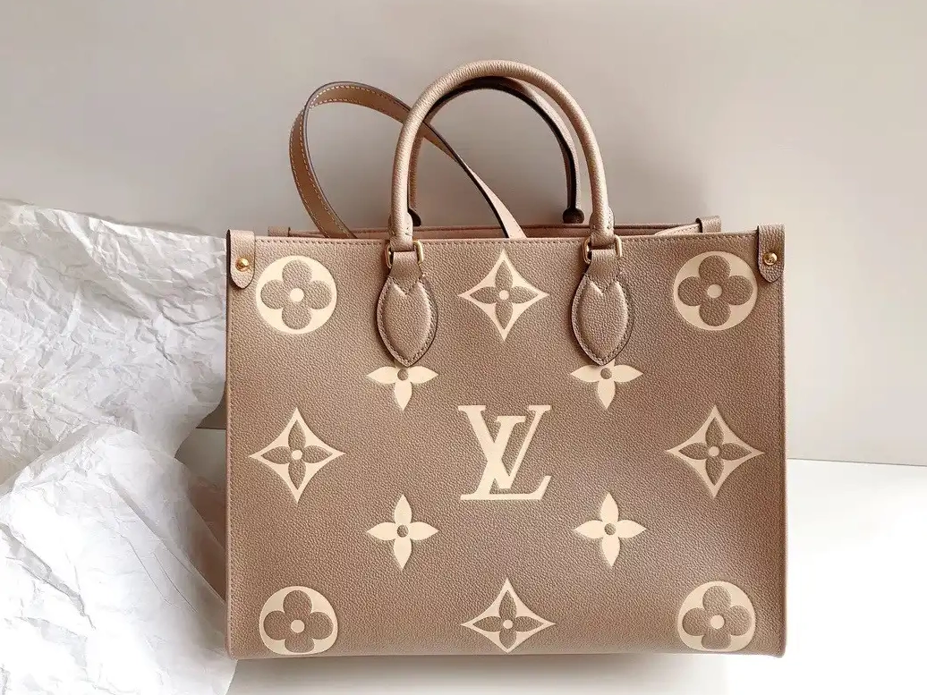 WIS MM VUITTON LOUIS ONTHEGO 0626